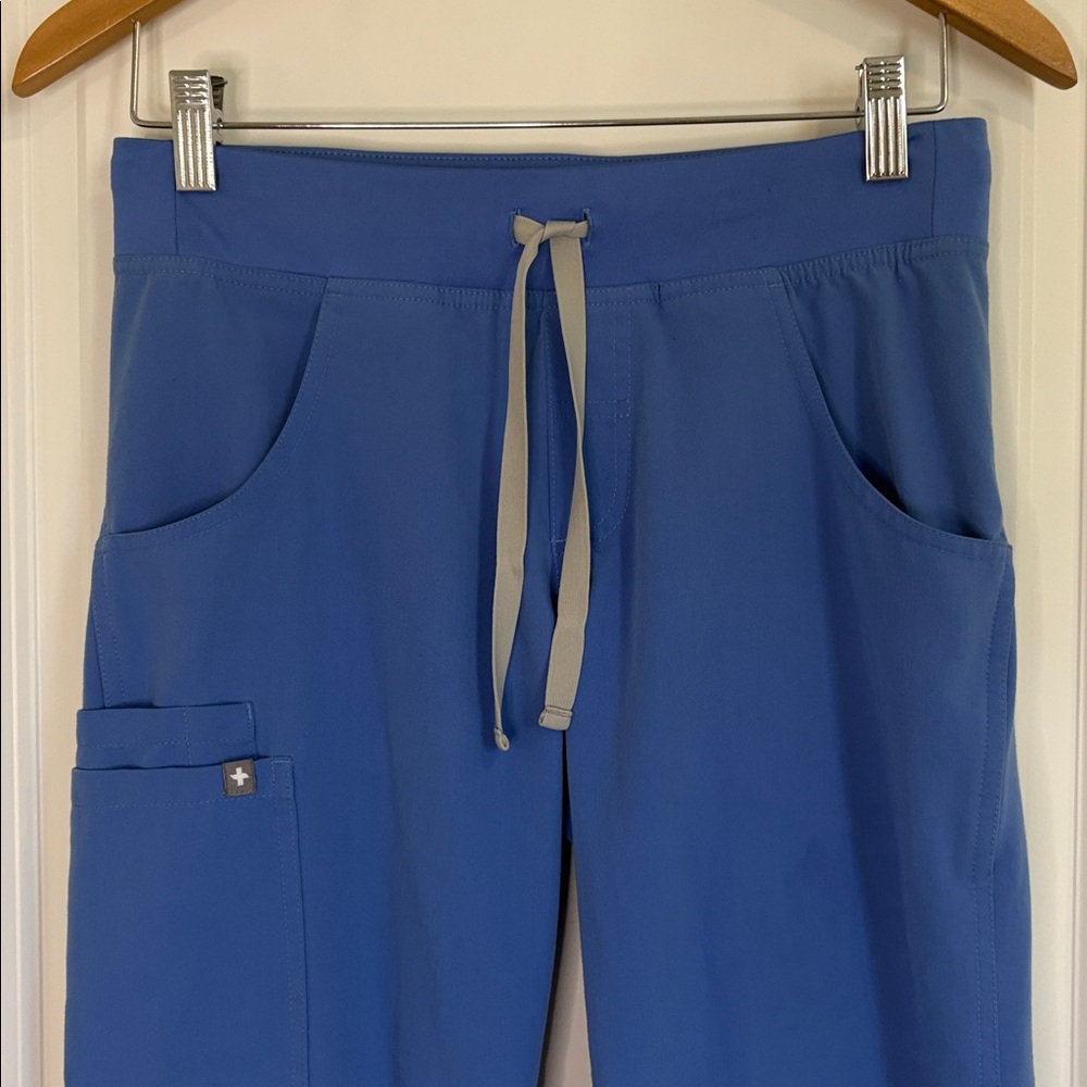 FIGS Kade Cargo Scrub Pants Ceil Blue PO 1569 Size XS/P - Picture 3 of 11